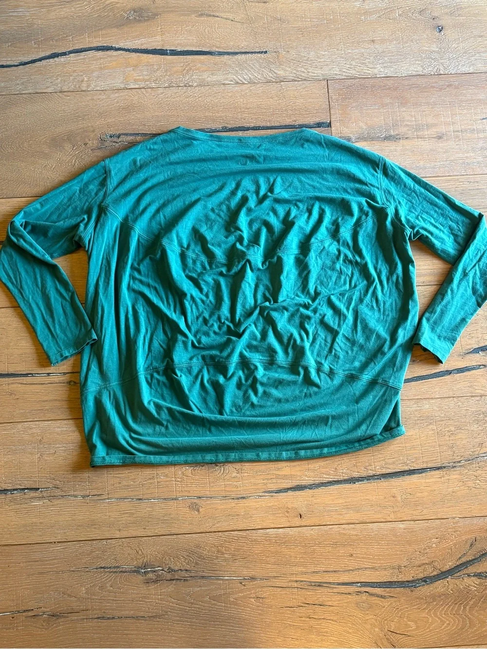 Lululemon Teal 3/4 Sleeve Athleisure Comfortable Casual Top